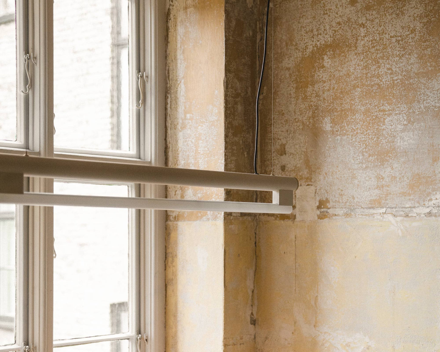 Eiffel Pendant Light | Cream | Single 1000